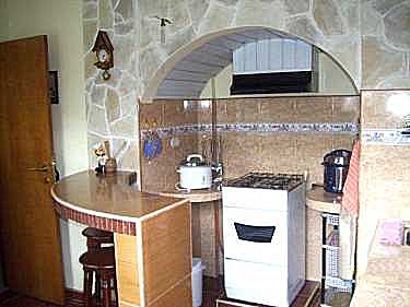 Cocina de uno de los apartamentos