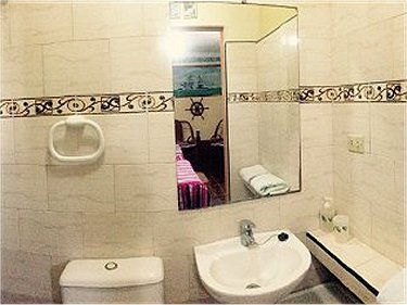 Baño de la habitacion