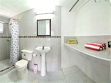 Ba&ntilde;o de una habitacion. Todos los ba&ntilde;os son similares