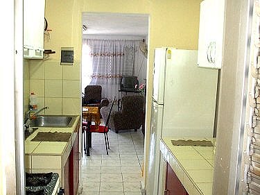Cocina completa y equipada