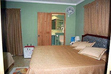 Habitacion 2, baño al fondo