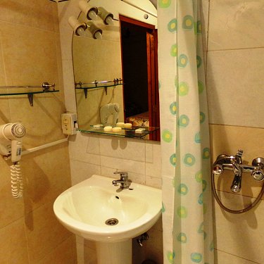 Ba&ntilde;o habitacion 101