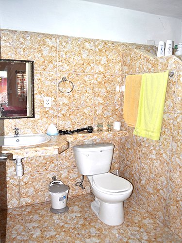 El ba&ntilde;o de la segunda habitacion