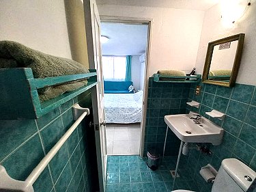 Bao de la casa Marlyn en Varadero, vista desde la ducha