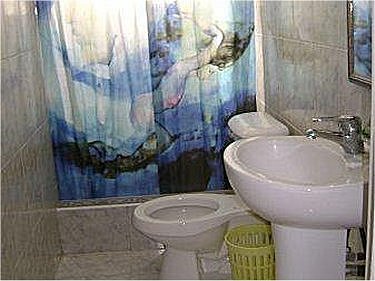 Baño (los tres baños son similares)