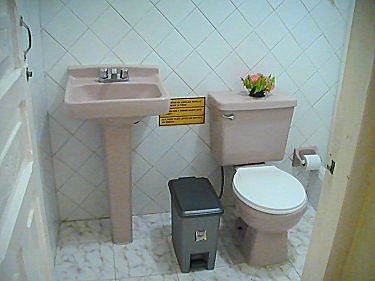 Ba&ntilde;o de la habitacion 1