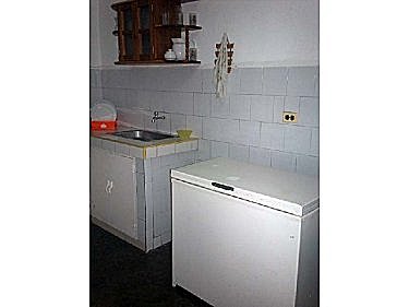 Detalle del arcon frigorifico en la cocina