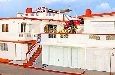 Entrada a la casa