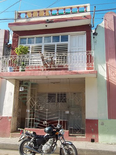 Vista desde el exterior, se alquila 1er piso