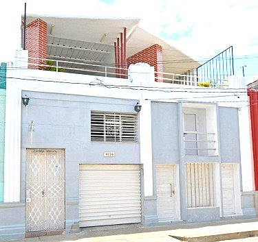 Fachada de la Casa Maile en Cienfuegos