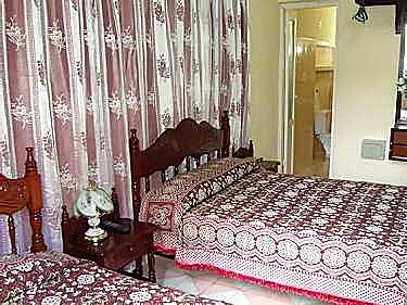 Otra habitacion con ba&ntilde;o