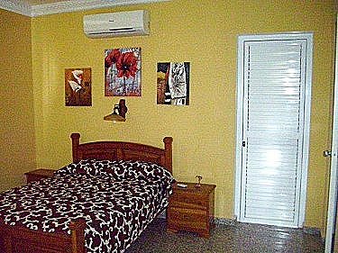 Habitacion 2, aire acondicionado al fondo