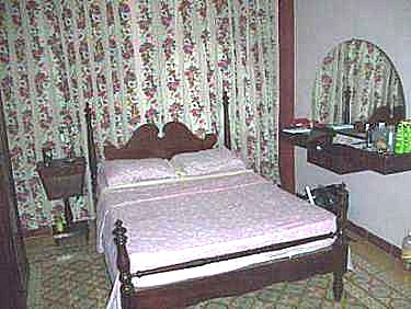 Una de las habitaciones (todas similares)