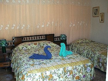 Otra habitacion (tres camas)