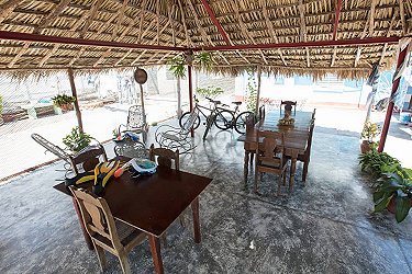 Patio interior de Casa Silvia y Rebeca en Playa Ancon, Trinidad, Cuba