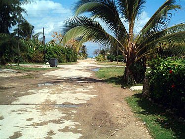 Distancia a la Playa (al fondo)