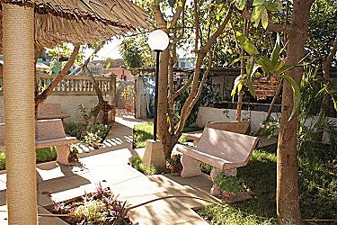 Ranchon o patio del Hostal, Zona de descanso