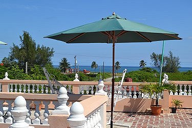 Terraza de los apartamentos de Marlen