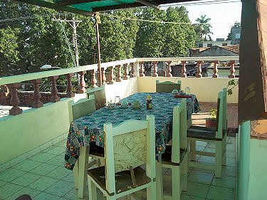 Terraza, vista hacia el parque