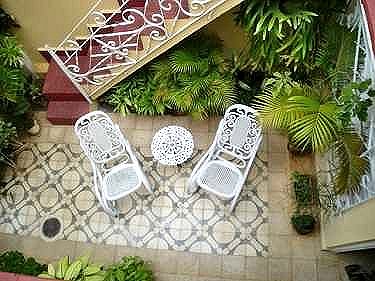 Terraza frente a la habitacion