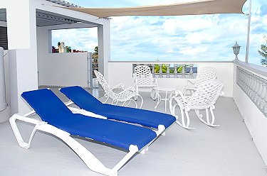 Terraza vistas al mar