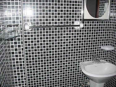 Ba&ntilde;o habitacion 2 