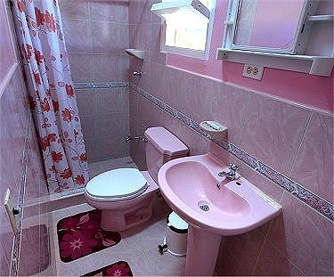 Ba&ntilde;o de la habitacion 1