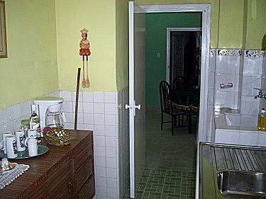 La cocina vista desde otro angulo