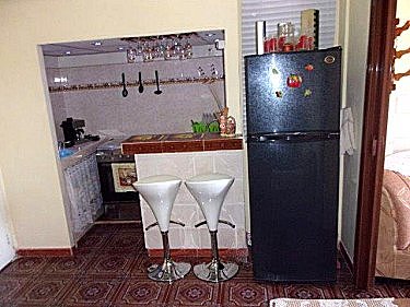 Sala de estar (al fondo la cocina)
