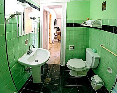 Ba&ntilde;o 2 (ambos similares)