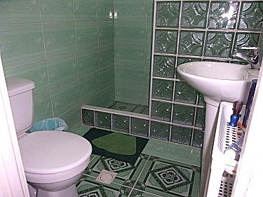 Ba&ntilde;o privado