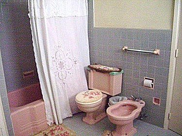 Ba&ntilde;o Casa con Piscina
