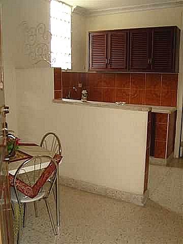 Comedor y cocina del apartamento 1