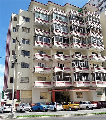 Magnifico edificio donde esta el apartamento