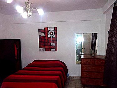 La habitacion vista desde otro angulo