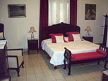 Habitacion Casa con Piscina