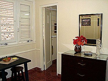 Sala de estar desde otro angulo